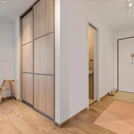 Ah Familly Free Parking Apartment