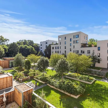 Ah Familly Free Parking Pressburg