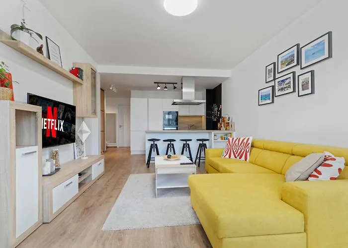 Ah Familly Free Parking *